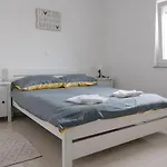 Zanic With Private Swimming Pool And Sea View