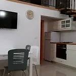 Apartman Zanic With Private Swimming Pool And Sea View *