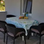 Zanic With Private Swimming Pool And Sea View * Starigrad Paklenica