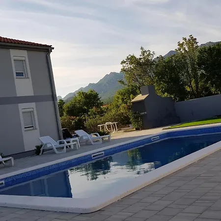 Zanic With Private Swimming Pool And Sea View