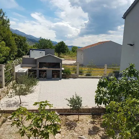 Apartment Zanic With Private Swimming Pool And Sea View Starigrad Paklenica