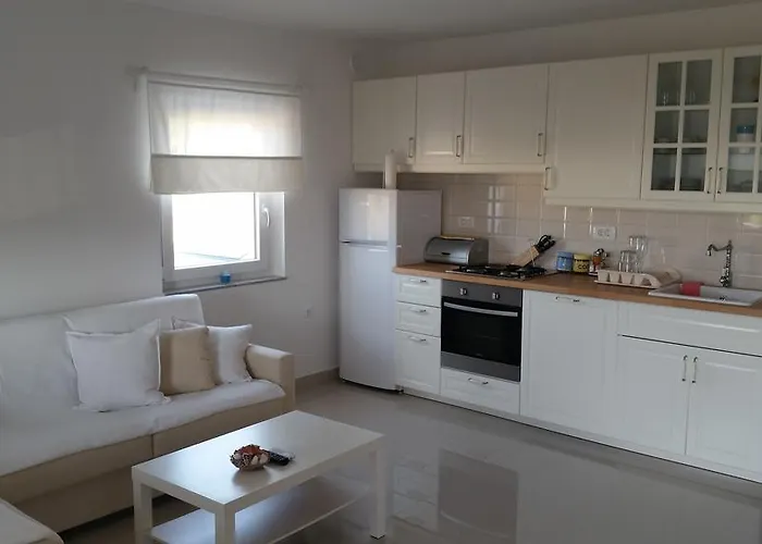 Zanic With Private Swimming Pool And Sea View סטאריגרד-פקלניצה
