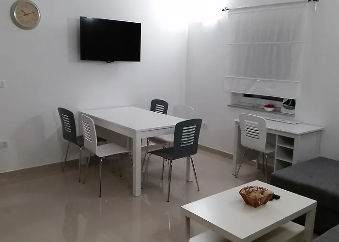 דירה Zanic With Private Swimming Pool And Sea View