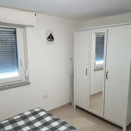 Zanic With Private Swimming Pool And Sea View 公寓 *