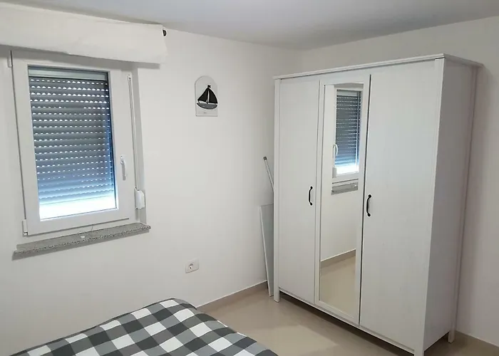 Zanic With Private Swimming Pool And Sea View Apartment *